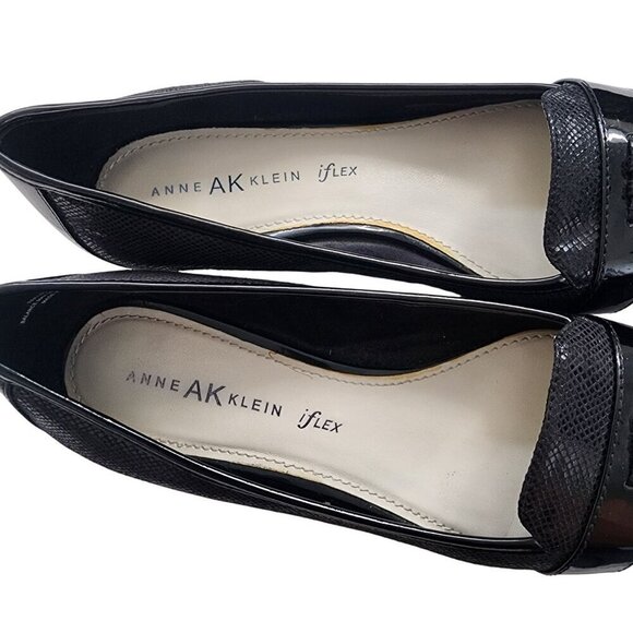 Anne Klein Kitten Heel Pointed Toe Snakeskin Tassel Loafers Size 8.5 - Picture 8 of 13